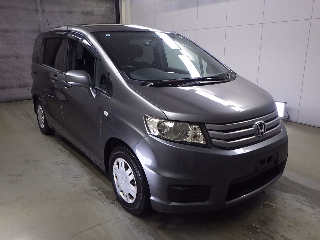 Honda Freed Spike