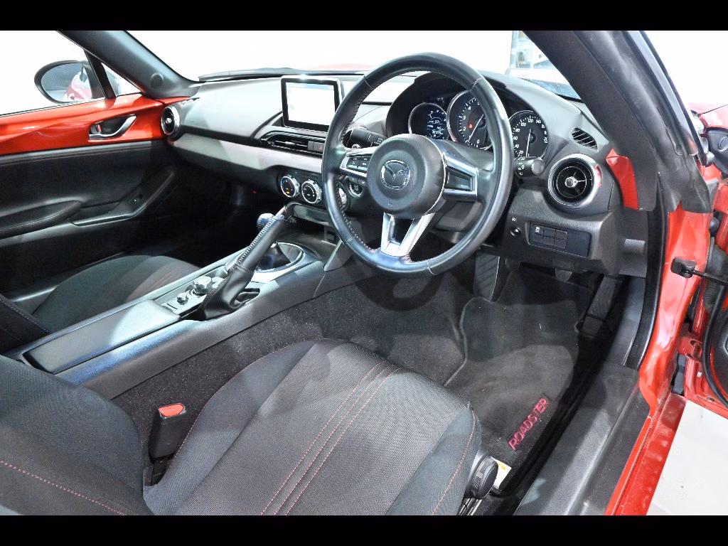 MAZDA MX-5