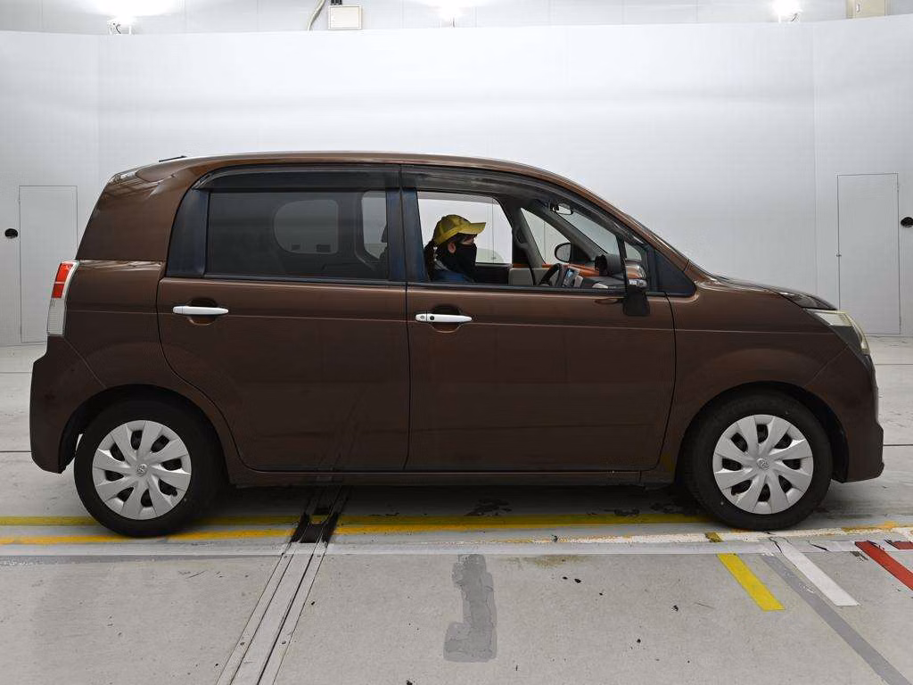 TOYOTA SPADE