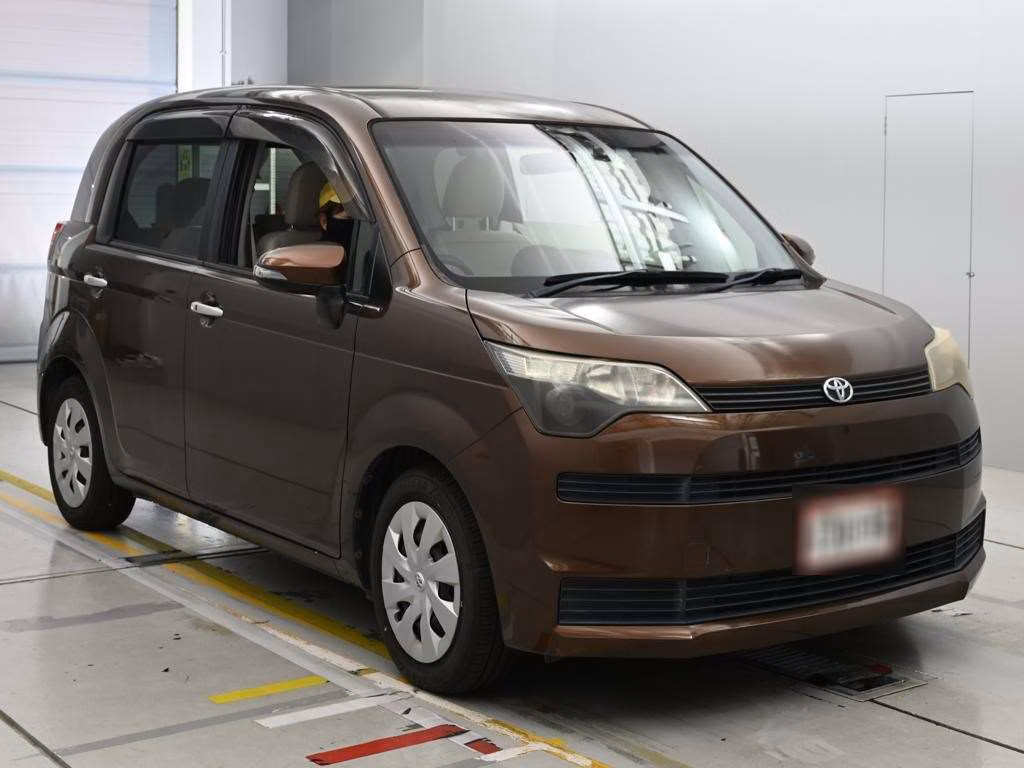 TOYOTA SPADE