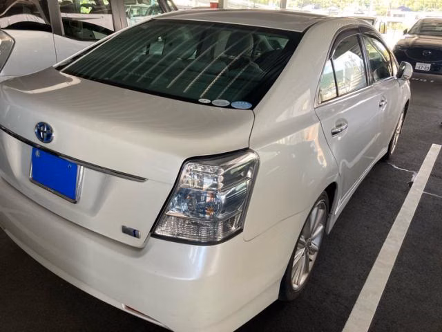 TOYOTA SAI