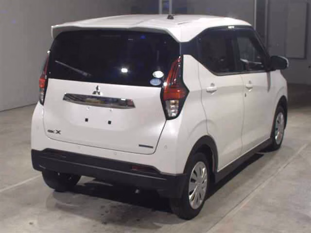 MITSUBISHI EK X