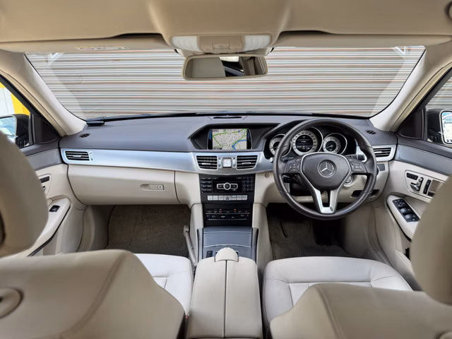 MERCEDES-BENZ E-CLASS