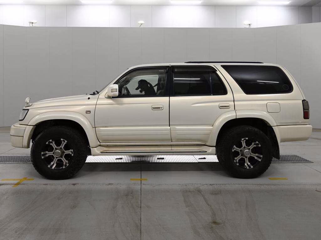 TOYOTA HILUX SURF