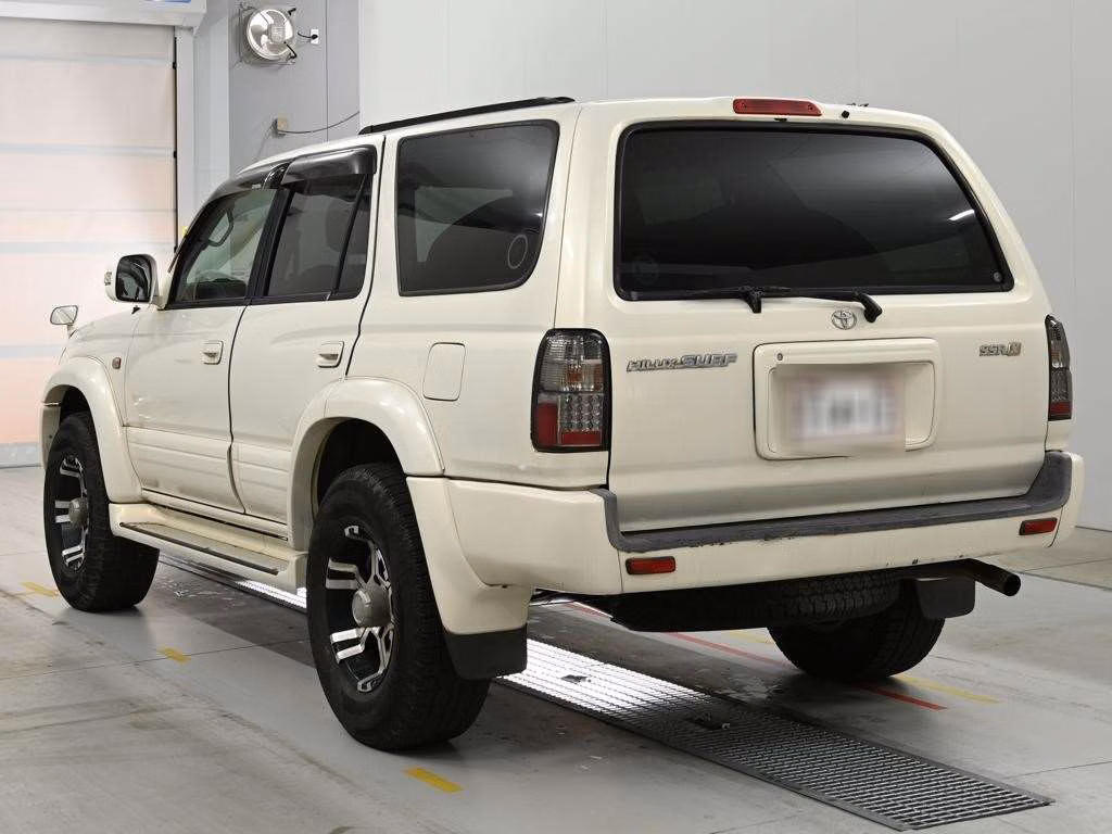 TOYOTA HILUX SURF