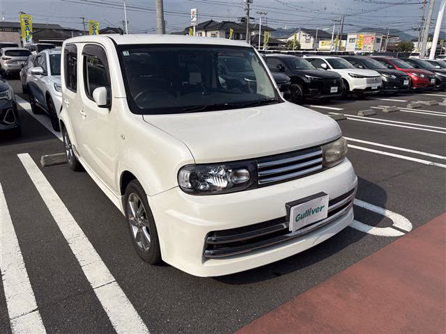 NISSAN CUBE