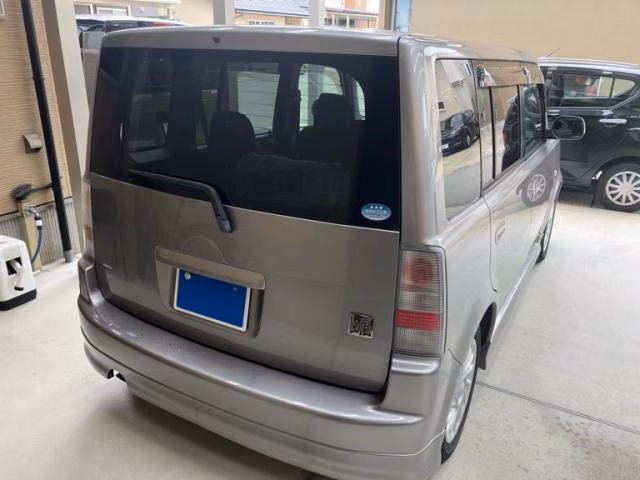 TOYOTA BB