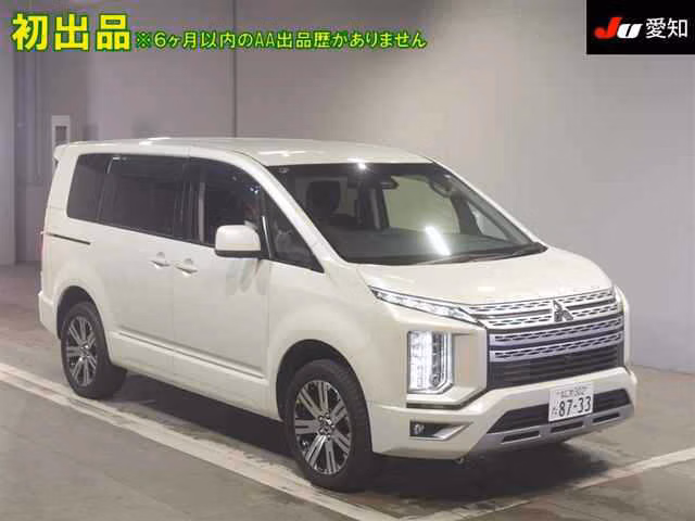 MITSUBISHI DELICA D:5