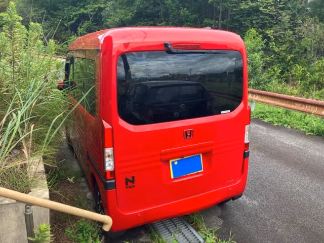 HONDA N-VAN