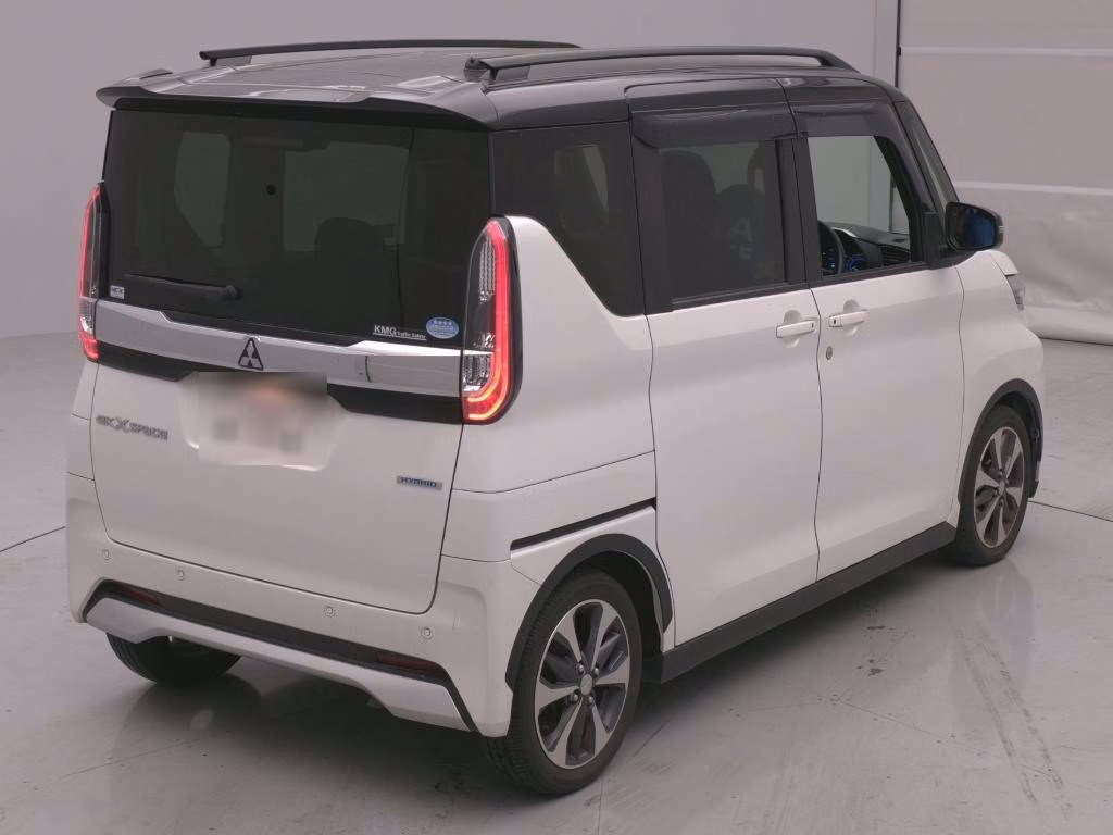 MITSUBISHI EK SPACE