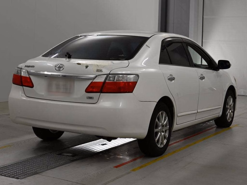 TOYOTA PREMIO