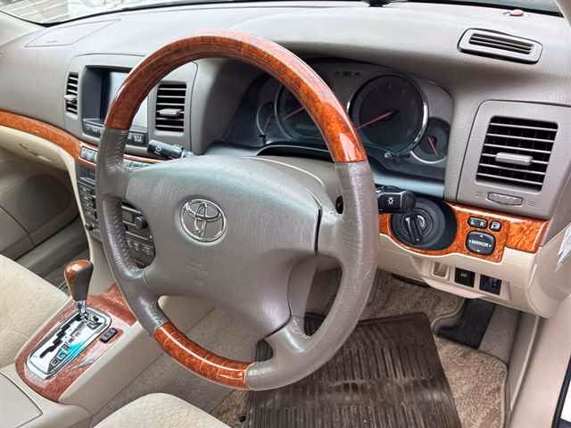 TOYOTA MARK II