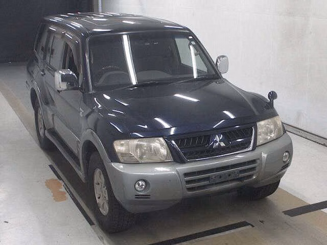 MITSUBISHI PAJERO