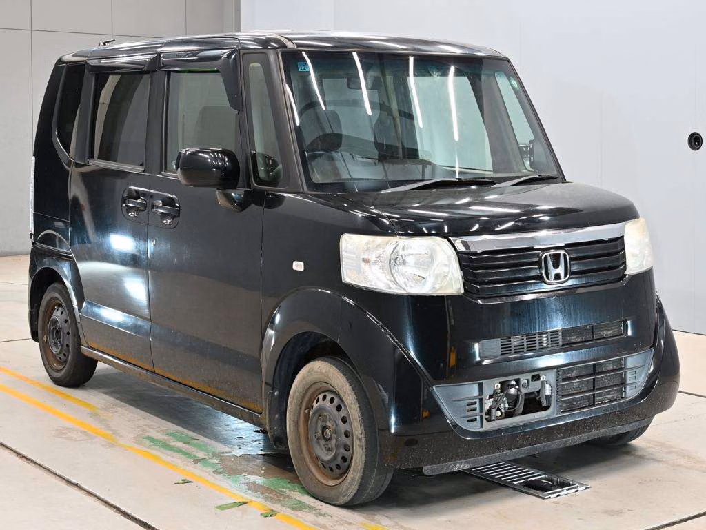 HONDA N-BOX