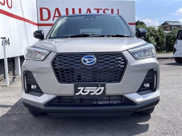 DAIHATSU ROCKY