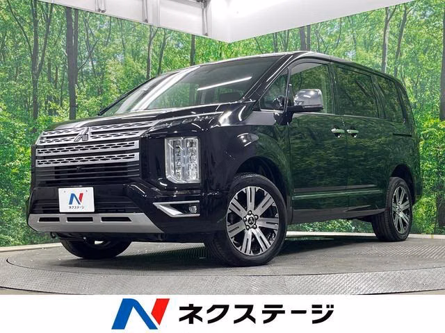 MITSUBISHI DELICA D:5