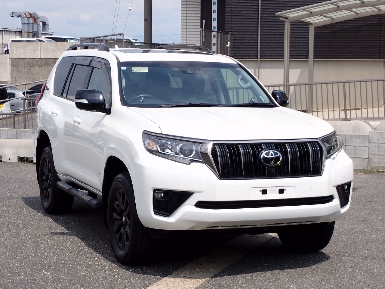 TOYOTA LAND CRUISER PRADO