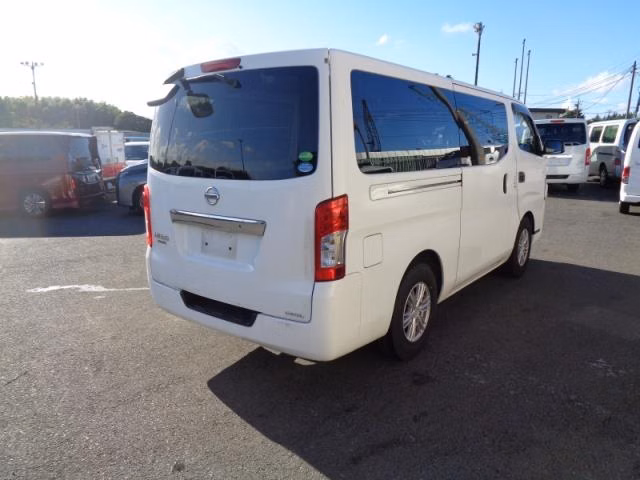NISSAN NV350 CARAVAN