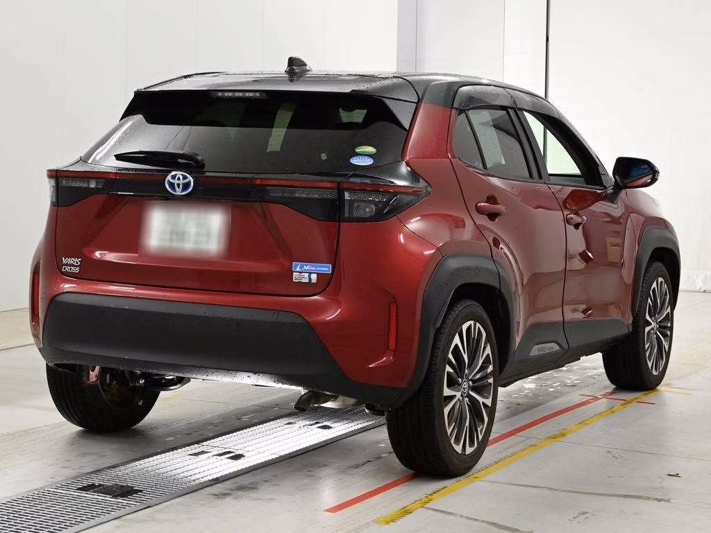 TOYOTA YARIS CROSS