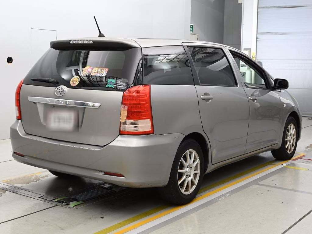 TOYOTA WISH