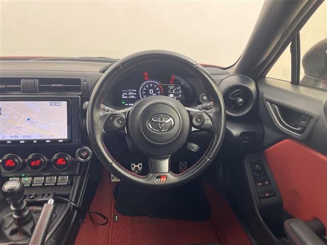 TOYOTA GR 86