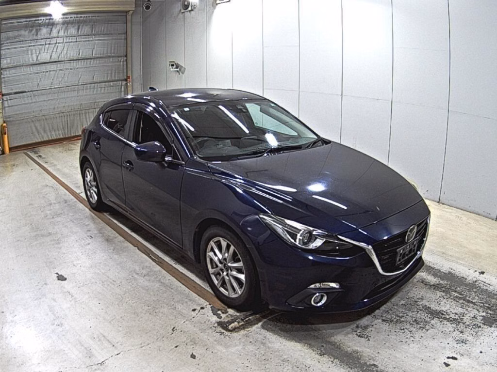 MAZDA AXELA