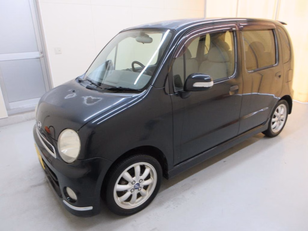 DAIHATSU MOVE LATTE