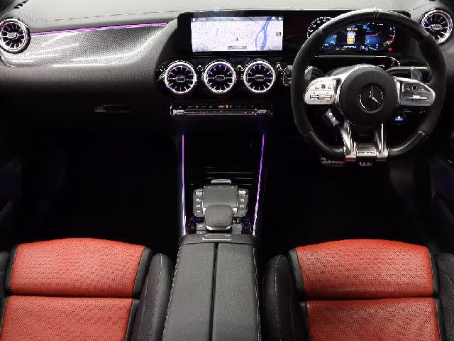 MERCEDES-BENZ GLA-CLASS