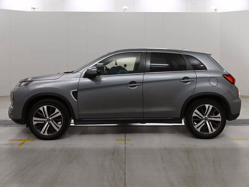 MITSUBISHI RVR