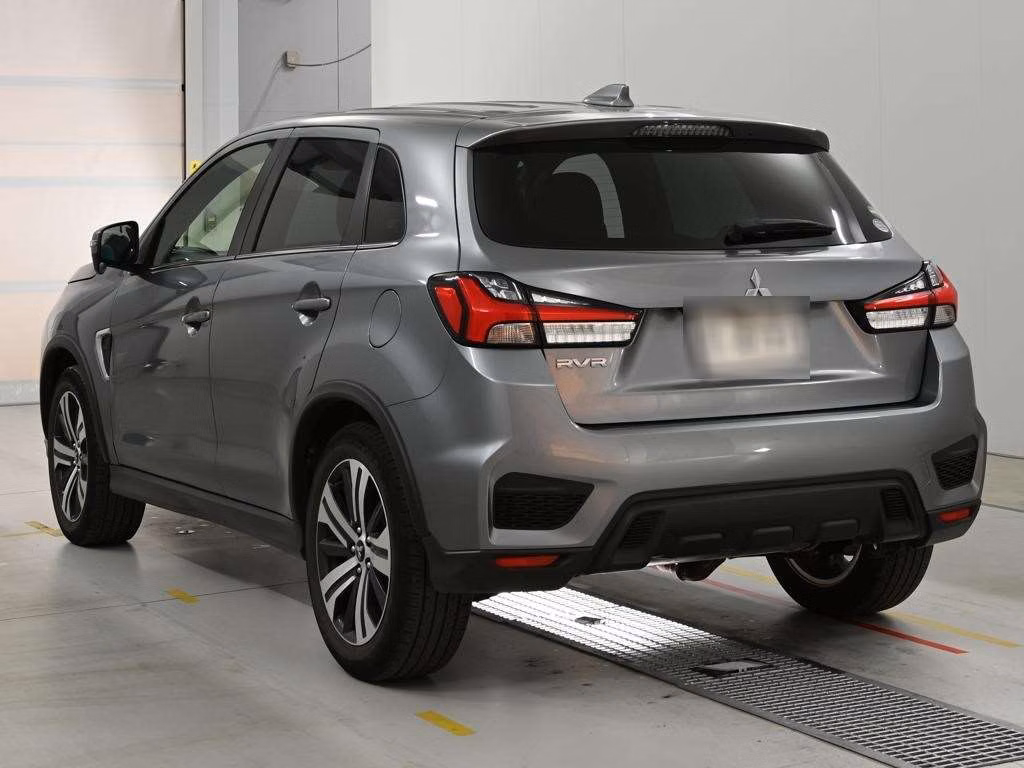 MITSUBISHI RVR