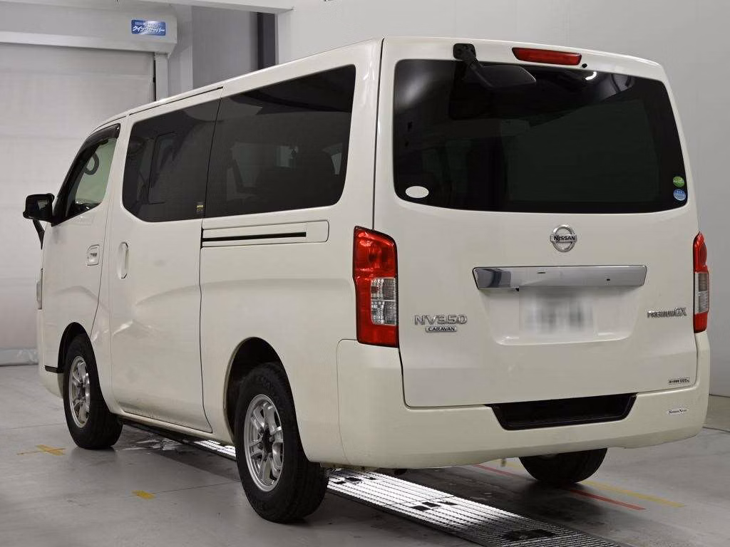 NISSAN NV350 CARAVAN