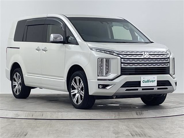MITSUBISHI DELICA D:5