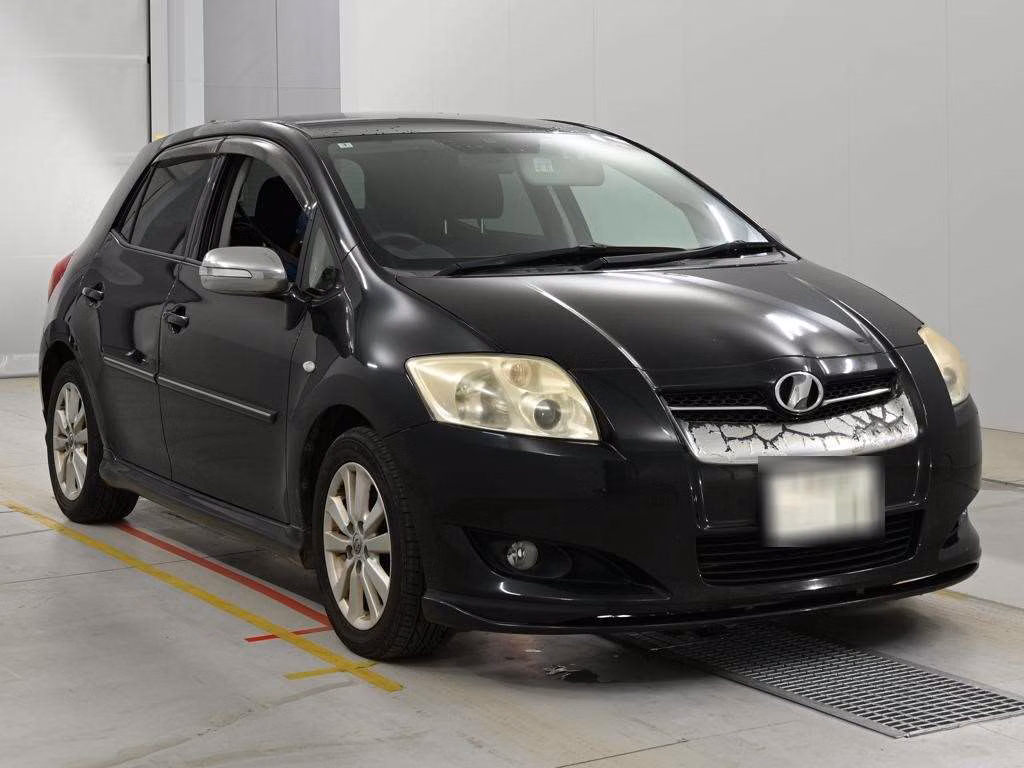 TOYOTA AURIS