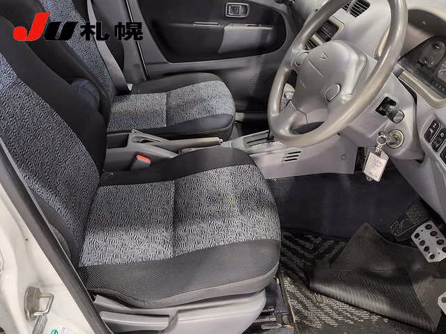 DAIHATSU TERIOS KID