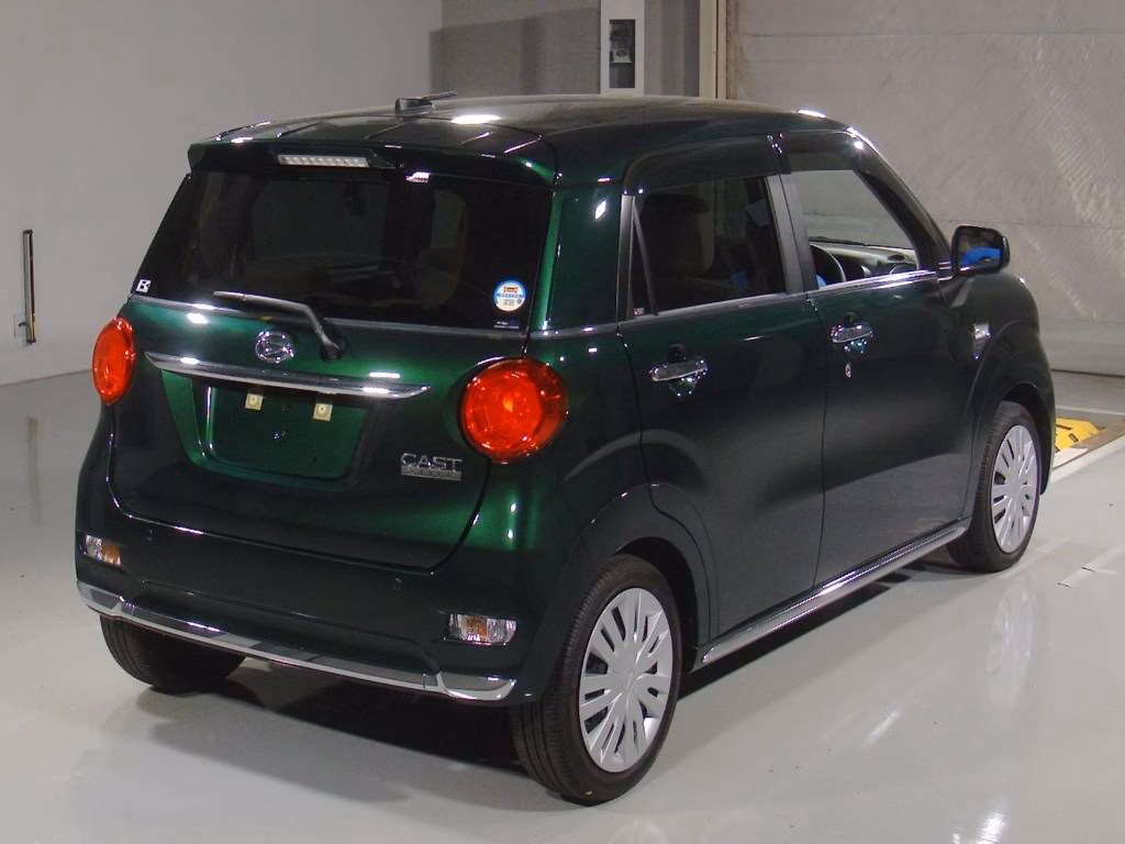 DAIHATSU CAST
