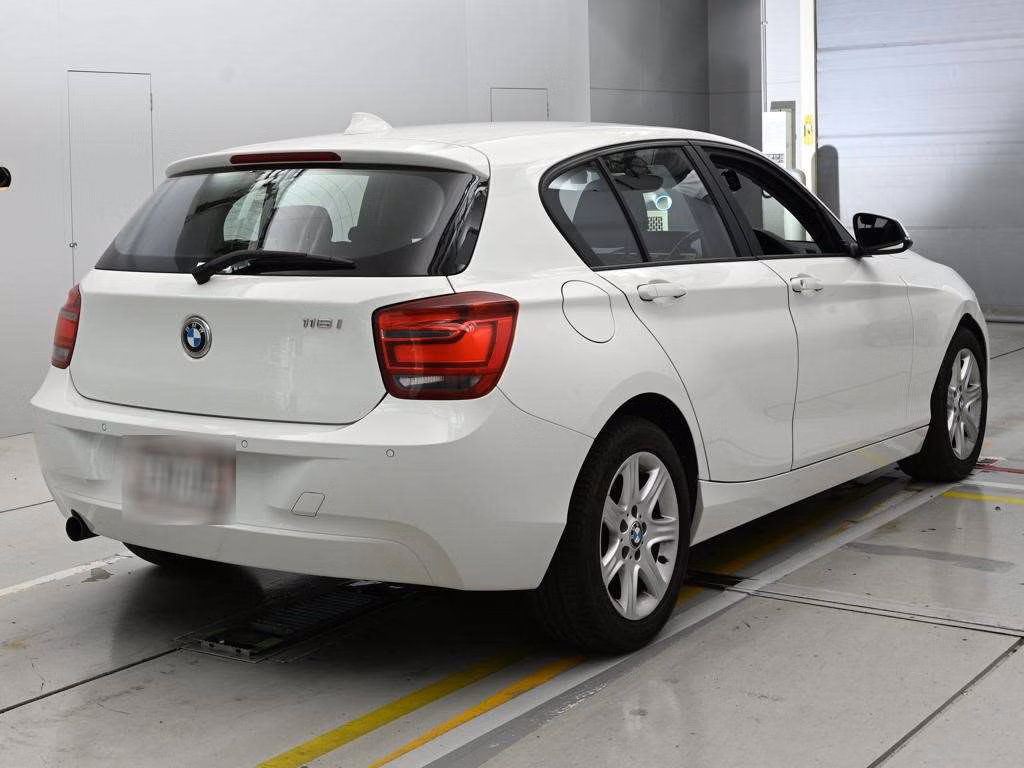 BMW 1-SERIES