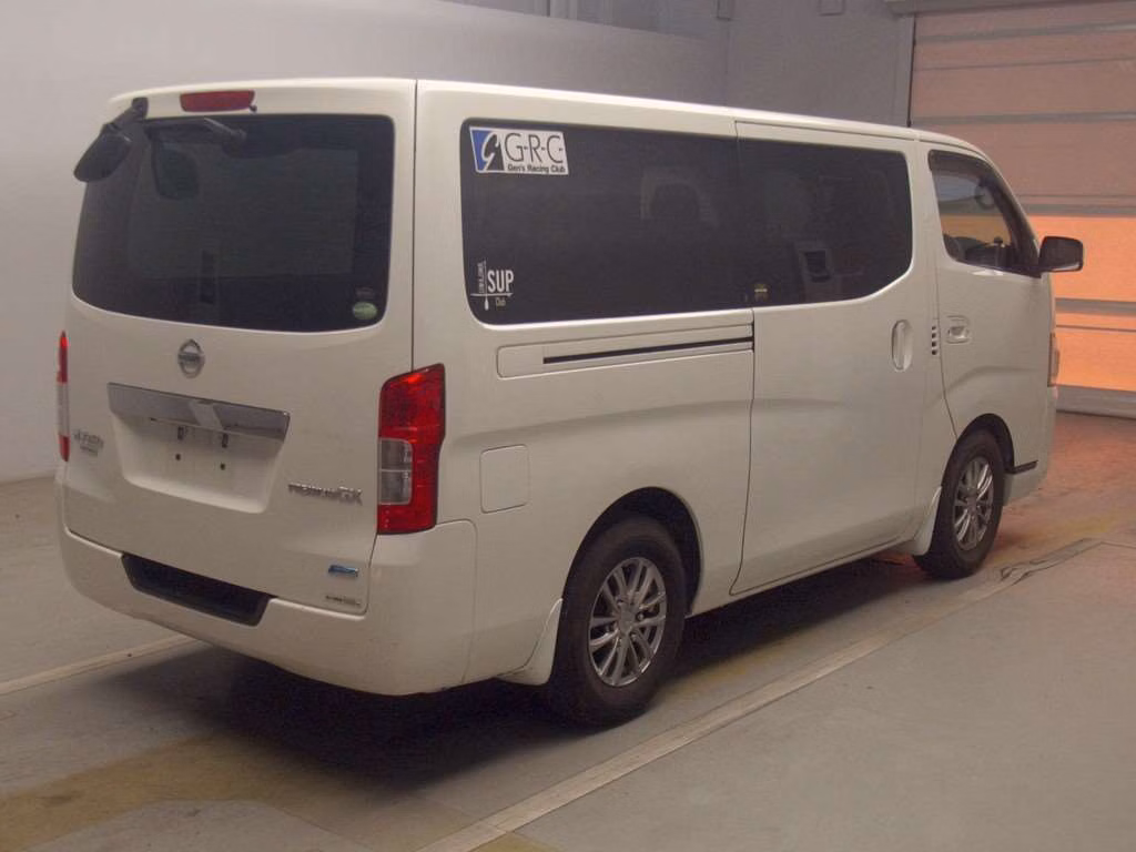 NISSAN NV350 CARAVAN