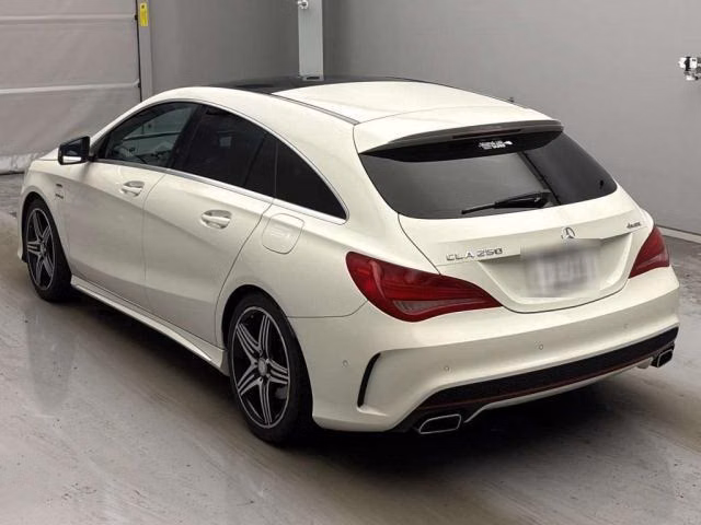 MERCEDES-BENZ CLA-CLASS