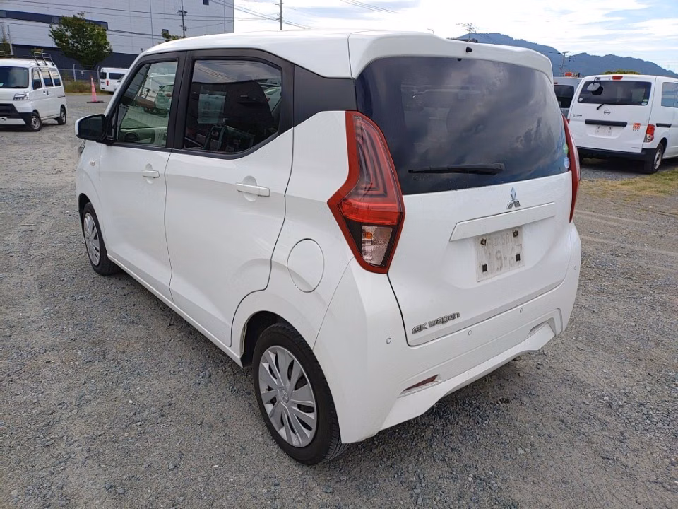 MITSUBISHI EK WAGON