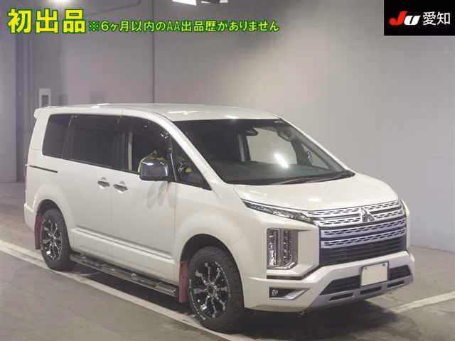 MITSUBISHI DELICA D:5