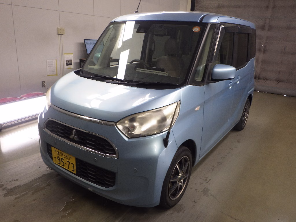 MITSUBISHI EK SPACE