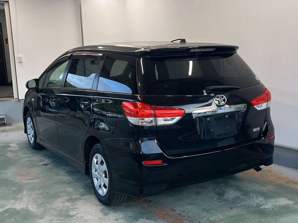 TOYOTA WISH