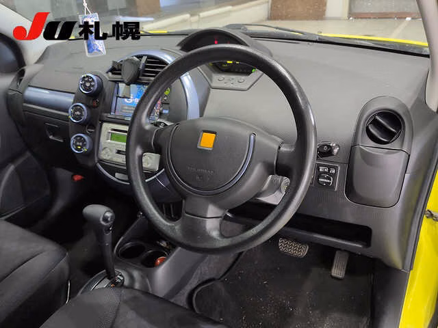 TOYOTA WILL CYPHA