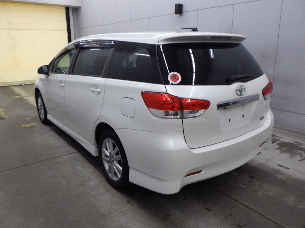 TOYOTA WISH