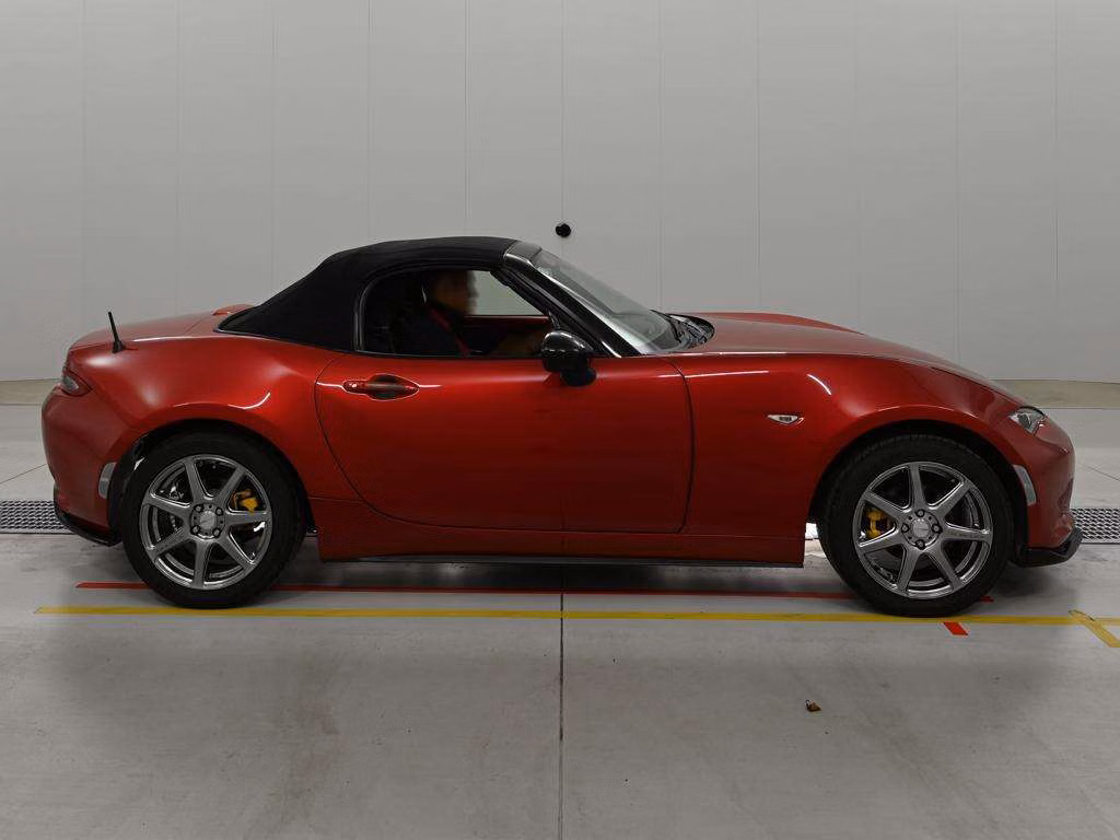 MAZDA MX-5