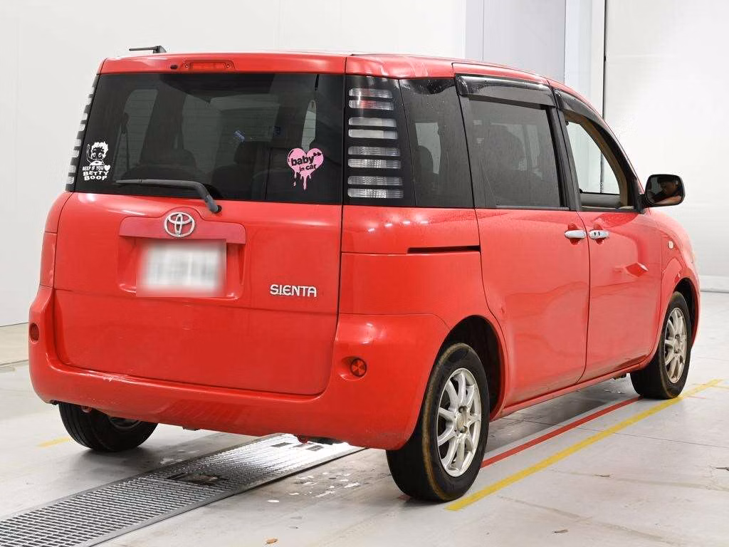TOYOTA SIENTA