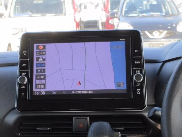 NISSAN ROOX