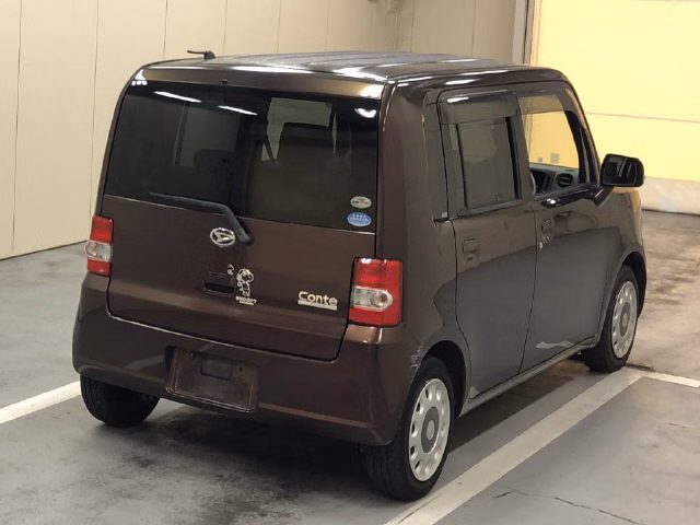 DAIHATSU MOVE CONTE