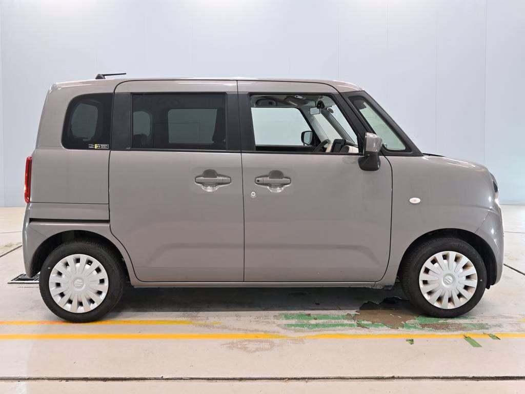 SUZUKI WAGON R SMILE
