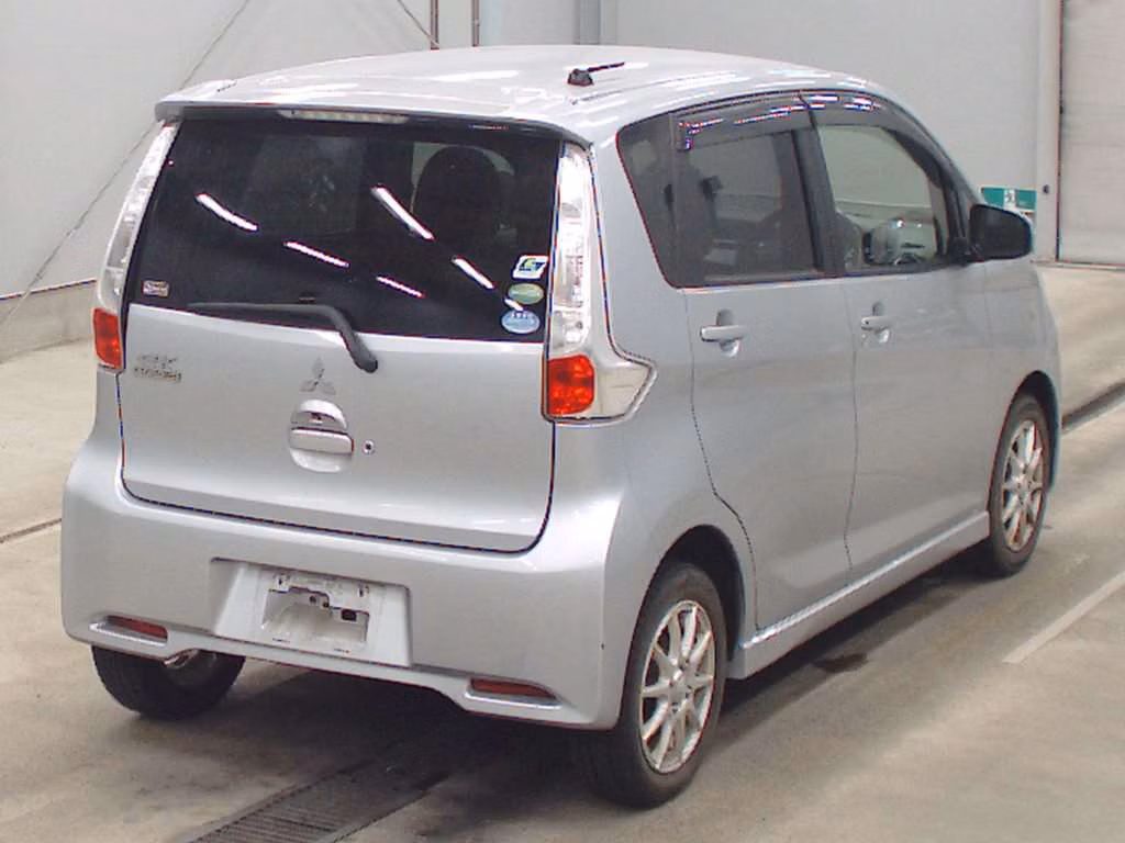 MITSUBISHI EK CUSTOM